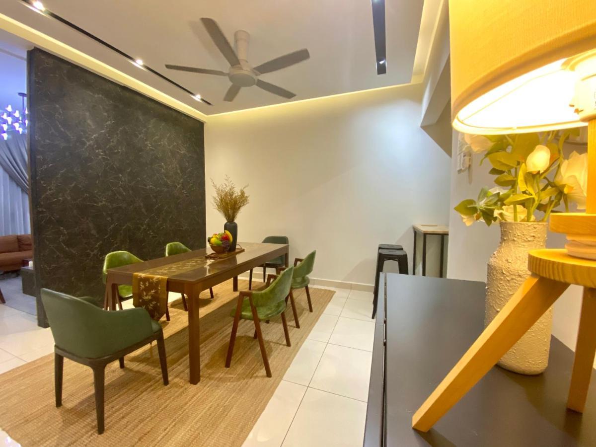 Luxury 2-Storey Terrace House Near Ioi City Mall Putrajaya Ngoại thất bức ảnh